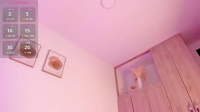 Snapshot of Mia_222 chatting on 02.14.26 Mia 222 online show from 02.14.26