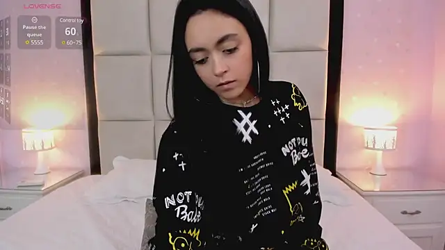 HannaClarrk  online show from 02.10.25