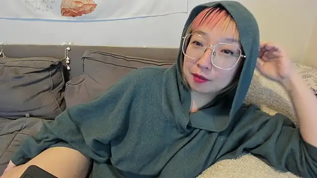 luxgray online show from 12.21.24