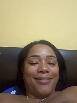 Snapshot of Noviostoxico chatting on 10.10.25 Noviostoxico online show from 10.10.25