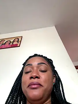 Snapshot of Noviostoxico chatting on 11.26.25 Noviostoxico online show from 11.26.25