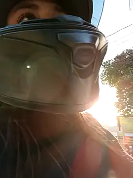 Snapshot of Liancy chatting on 02.01.25 Liancy online show from 02.01.25