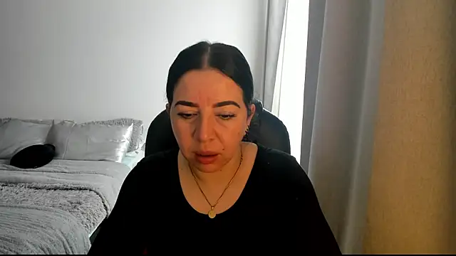 Snapshot of Im_coco chatting on 03.26.26 Im coco online show from 03.26.26