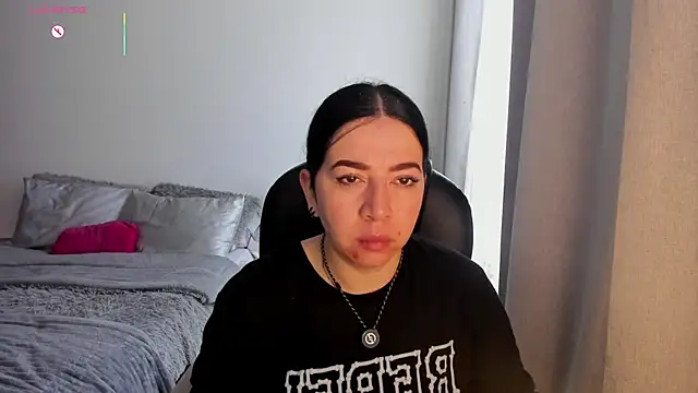 Snapshot of Im_coco chatting on 04.10.26 Im coco online show from 04.10.26