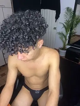 Snapshot of DavidfullOFlove chatting on 11.13.25 DavidfullOFlove online show from 11.13.25