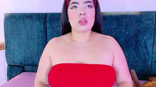 AgathaLynx online show from 02.19.26