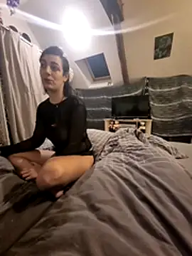 LoLa-69-X online show from 01.15.26