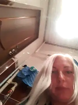 Snapshot of cutecatXXX chatting on 10.08.25 cutecatXXX online show from 10.08.25