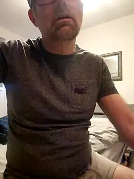 Snapshot of bibananaman chatting on 12.23.24 bibananaman online show from 12.23.24