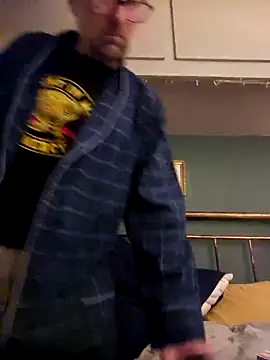 Snapshot of bibananaman chatting on 12.29.24 bibananaman online show from 12.29.24