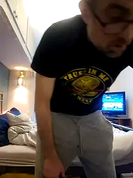 Snapshot of bibananaman chatting on 12.29.24 bibananaman online show from 12.29.24