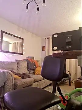 Snapshot of bibananaman chatting on 12.30.24 bibananaman online show from 12.30.24