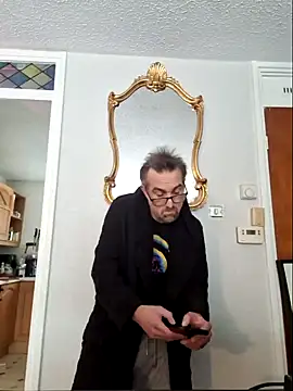 Snapshot of bibananaman chatting on 01.12.25 bibananaman online show from 01.12.25