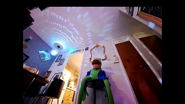 Snapshot of bibananaman chatting on 02.12.25 bibananaman online show from 02.12.25