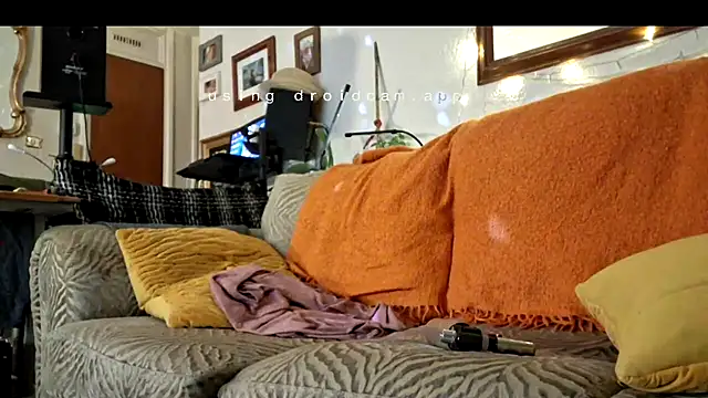 Snapshot of bibananaman chatting on 02.15.25 bibananaman online show from 02.15.25