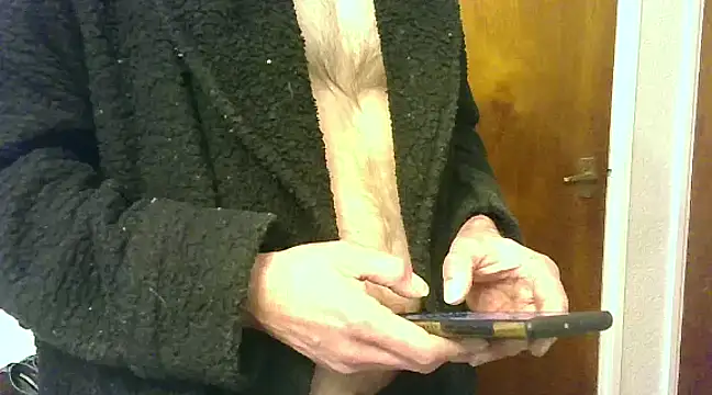 Snapshot of bibananaman chatting on 02.18.25 bibananaman online show from 02.18.25