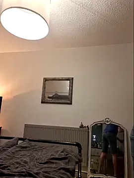 Snapshot of bibananaman chatting on 09.13.25 bibananaman online show from 09.13.25