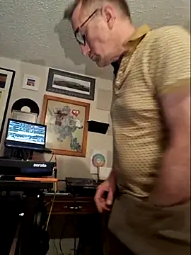 Snapshot of bibananaman chatting on 06.20.26 bibananaman online show from 06.20.26