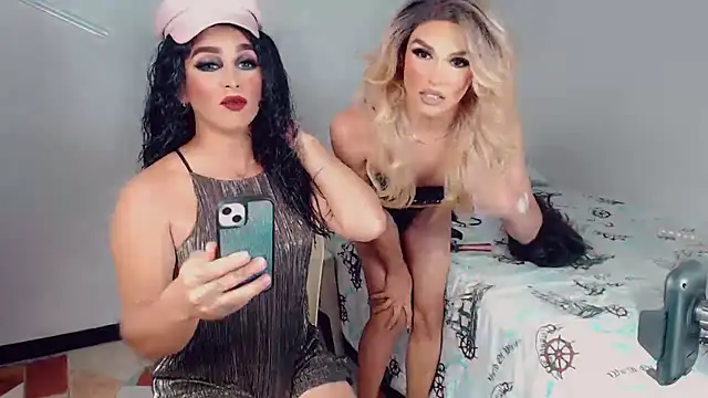 New Dolls online show from 10.25.25