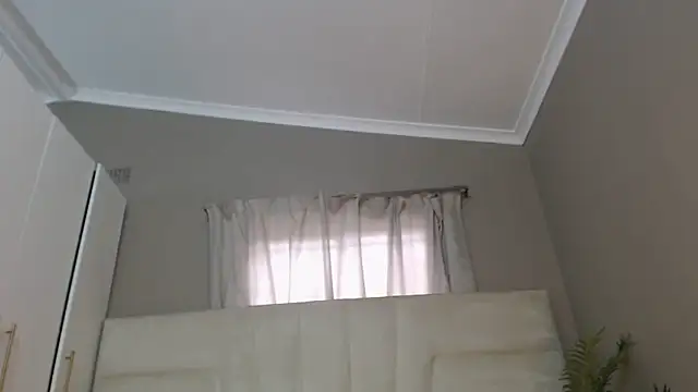 Snapshot of naughtyblackdolie chatting on 12.20.24 naughtyblackdolie online show from 12.20.24