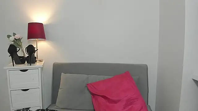 Snapshot of CrystalHotty chatting on 02.11.25 CrystalHotty online show from 02.11.25