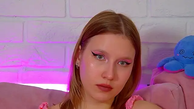 LiliLinn online show from 05.16.26