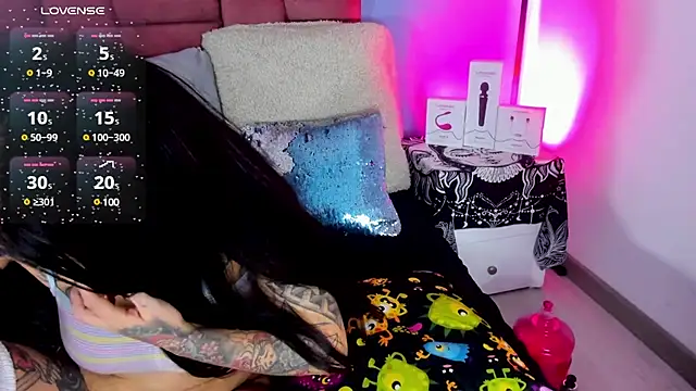 NinaInk online show from 02.20.25