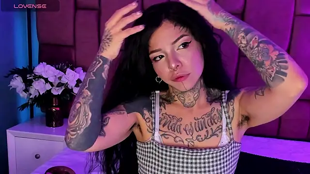 NinaInk online show from 03.18.25