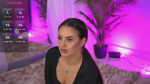 AlmaLuv online show from 03.13.25