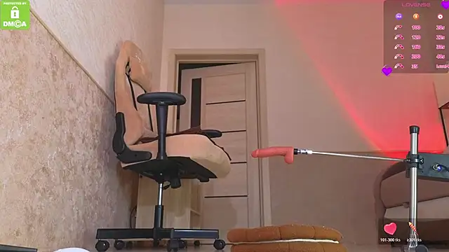 Snapshot of Katy_perry_ chatting on 02.21.26 Katy perry online show from 02.21.26