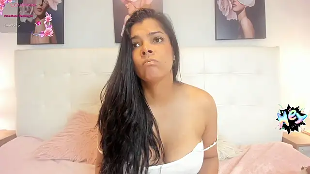 Snapshot of Sweetdreamses_ chatting on 01.09.25 Sweetdreamses online show from 01.09.25