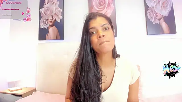 Snapshot of Sweetdreamses_ chatting on 02.02.25 Sweetdreamses online show from 02.02.25