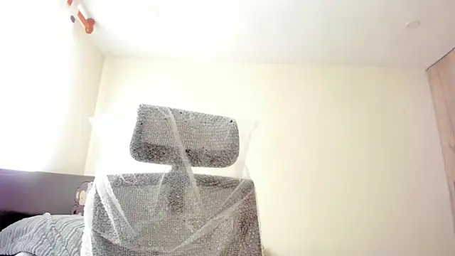 Snapshot of Sweetdreamses_ chatting on 09.18.25 Sweetdreamses online show from 09.18.25