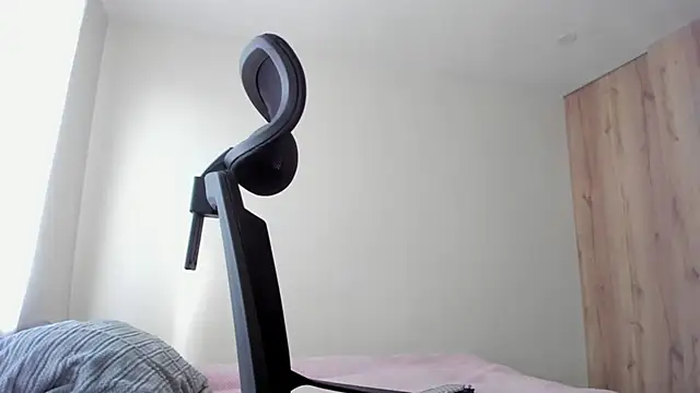 Sweetdreamses  online show from 03.24.26