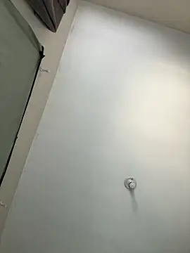 Snapshot of Indiazinhax chatting on 01.17.26 Indiazinhax online show from 01.17.26