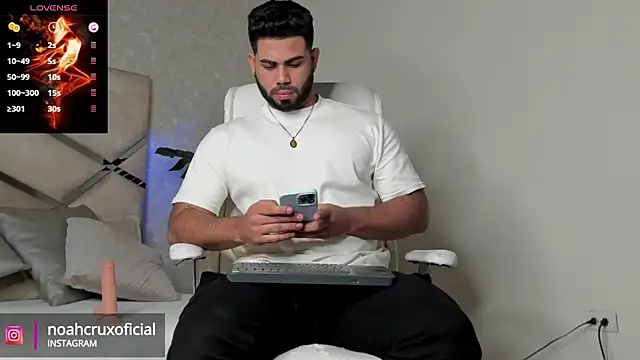 noah crux online show from 01.04.25