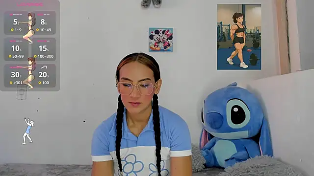 Snapshot of Valeria_Fitness chatting on 06.21.26 Valeria Fitness online show from 06.21.26