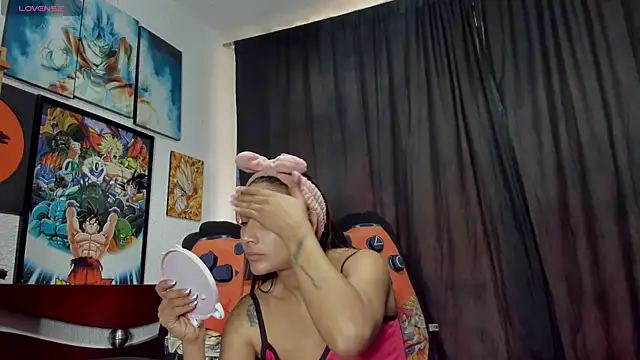 Snapshot of Valeria_Fitness chatting on 07.19.26 Valeria Fitness online show from 07.19.26