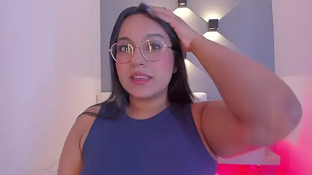 Snapshot of ellamontoya chatting on 01.27.25 ellamontoya online show from 01.27.25