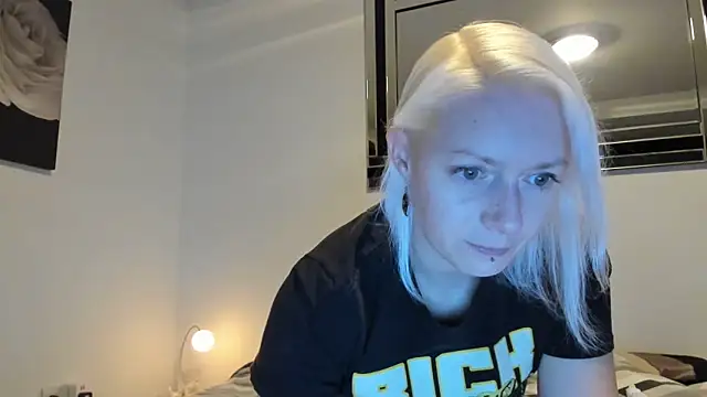 BetterThanYourEx69 online show from 09.24.25