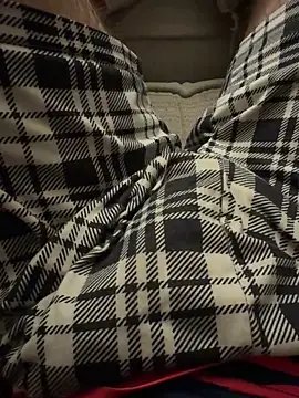 Snapshot of EE123458 chatting on 02.13.26 EE123458 online show from 02.13.26