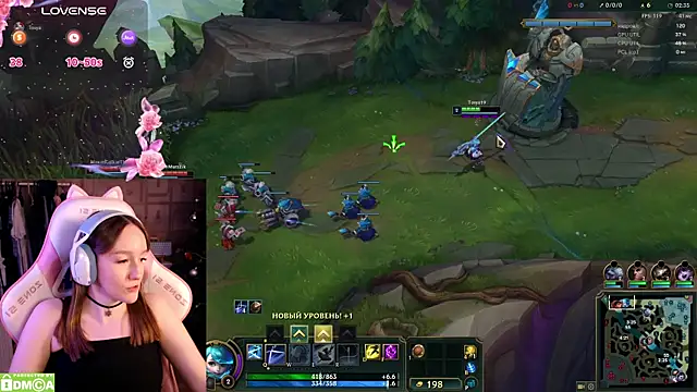 Snapshot of MoonlishSiren chatting on 01.08.25 MoonlishSiren online show from 01.08.25