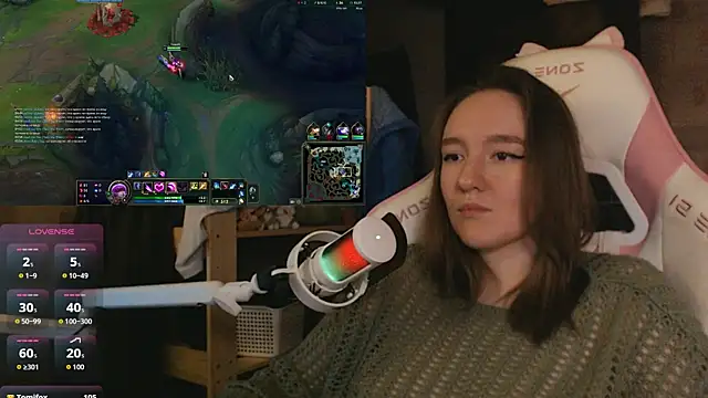 MoonlishSiren online show from 04.15.26