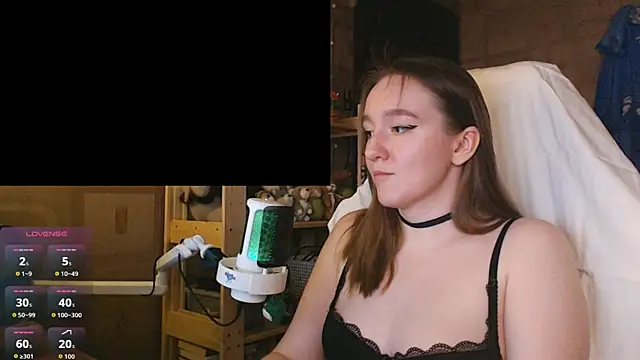 MoonlishSiren online show from 07.25.26