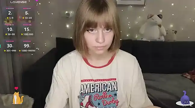 Snapshot of HermioneHHH chatting on 01.10.25 HermioneHHH online show from 01.10.25