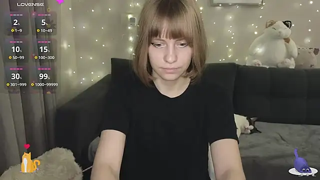 Snapshot of HermioneHHH chatting on 01.13.25 HermioneHHH online show from 01.13.25