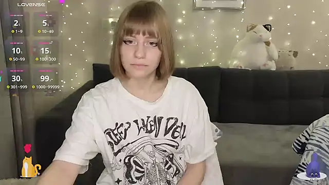 Snapshot of HermioneHHH chatting on 01.14.25 HermioneHHH online show from 01.14.25