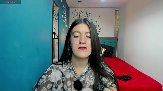 LiaCooper  online show from 12.03.24