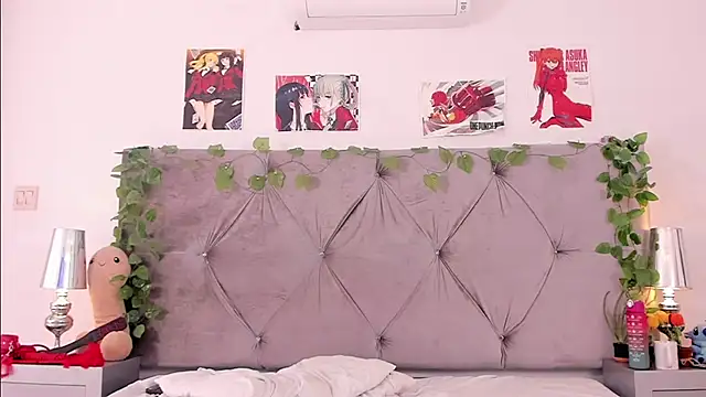 Snapshot of linasantoss chatting on 01.22.25 linasantoss online show from 01.22.25