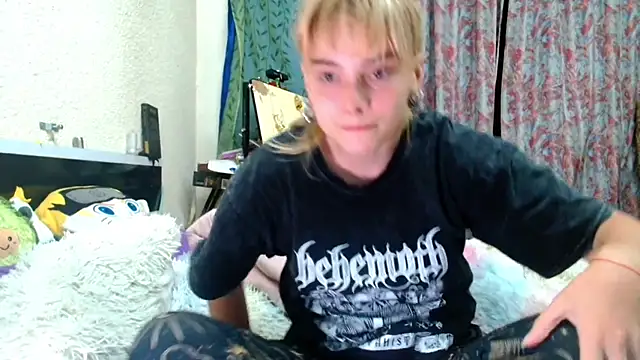 Sophie Bell online show from 05.25.26